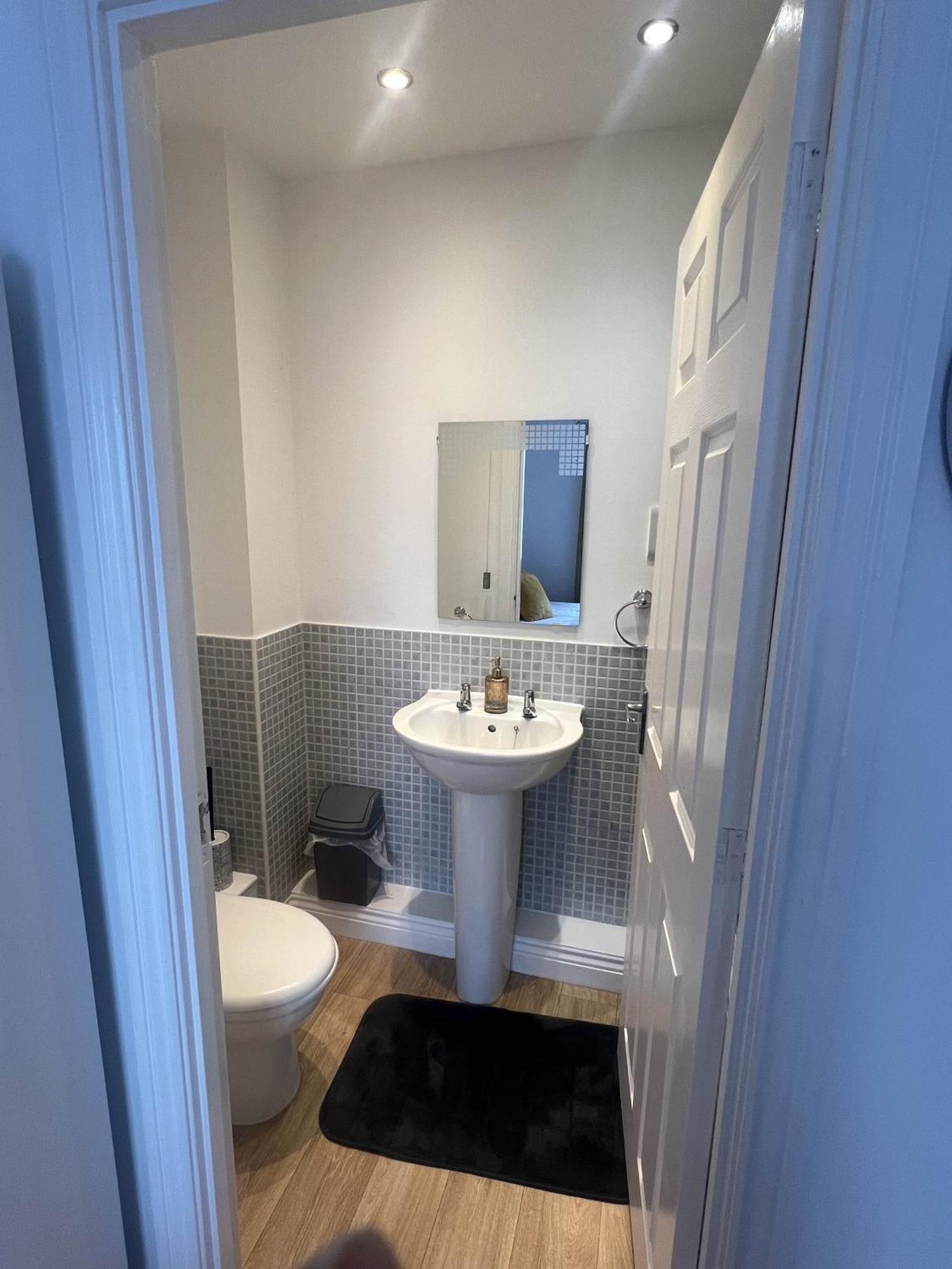 Luxury Rooms And An En-Suite Room With Free Wi-Fi Clarendon Way Colchester Exterior photo